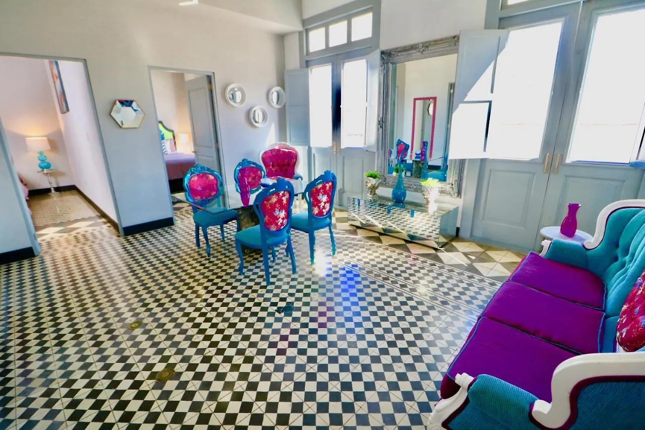Monastery Art Suites 4*, San Juan