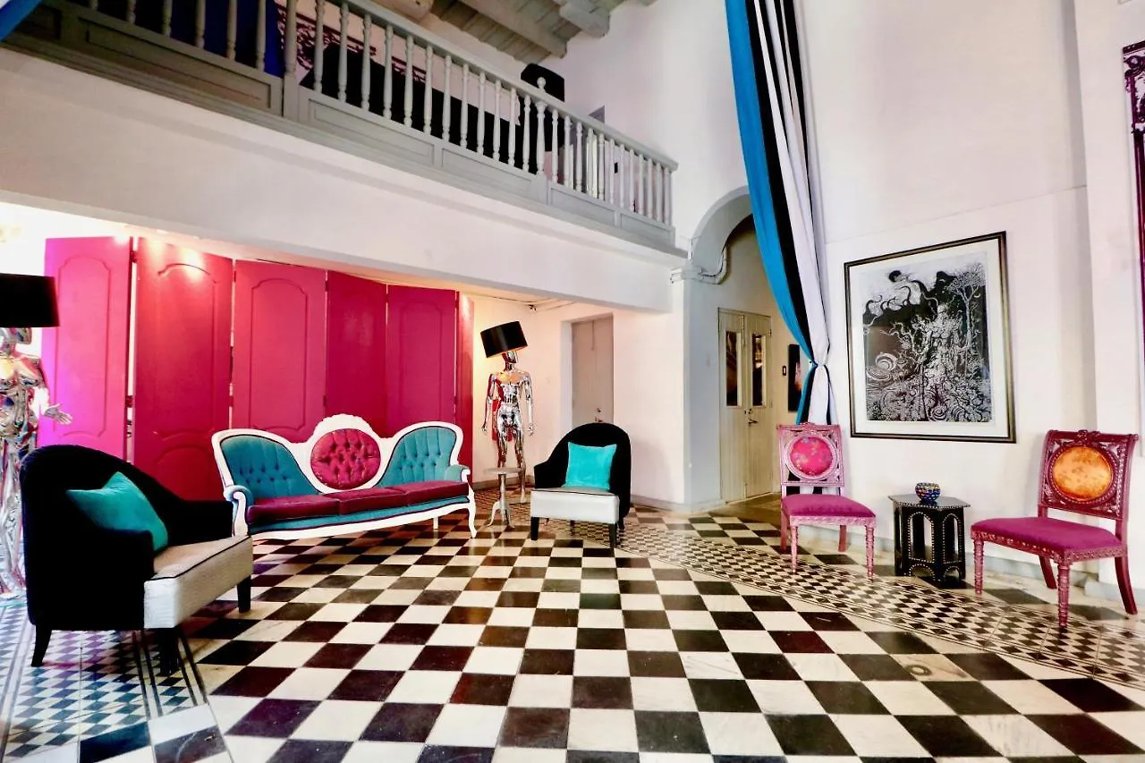 **** Hotel Monastery Art Suites Puerto Rico